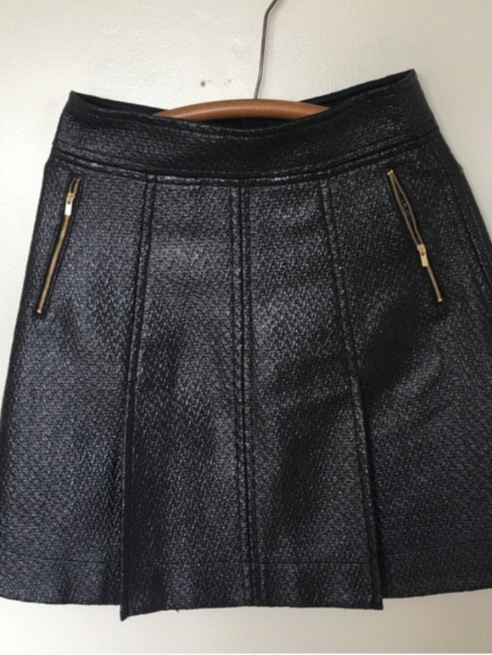 Banana Republic Textured Faux Leather Skirt Size 6